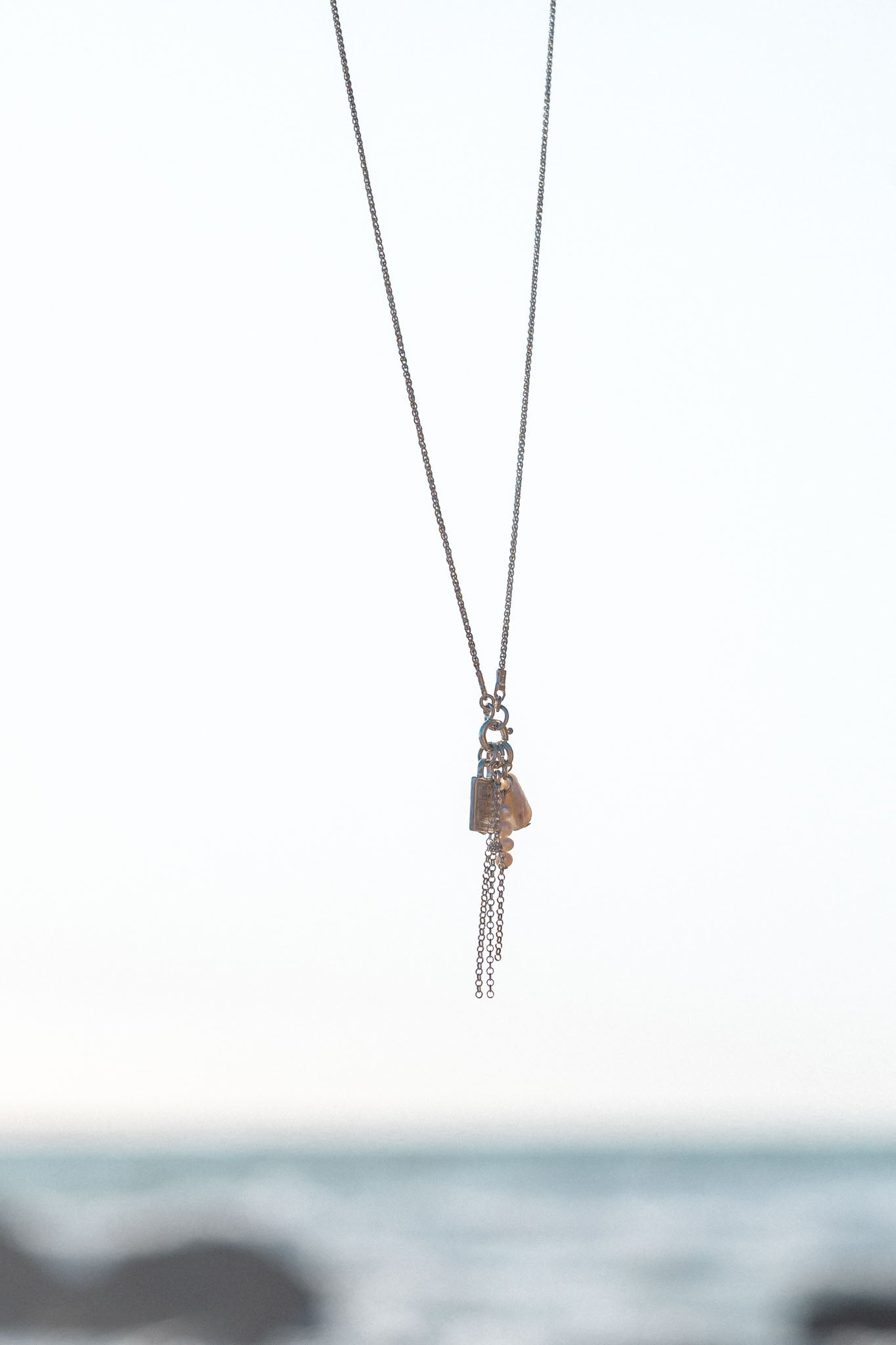 Arena Necklace | White